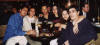 Clic en la foto para verla a toda pantalla: de izq. a derecha Odin, Elizabeth, Manu integrante de Locomia, Yoli, yo e Iñaki, una ocasión que nos fuimos al BeerFactory de Santa Fe a echar el coto
