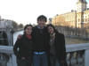 Clic en la foto para verla a toda pantalla: Yani & Liz con un amigo