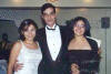 Clic en la foto para verla a toda pantalla: Rebeca, I�aki y Yoli