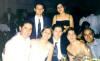 Clic en la foto para verla a toda pantalla: arriba Eugenio mi primo y Yoli mi hermana; abajo, mis compañeros del nocturno Jorge, yo, Paco, Lorena, y Nieves en nuestra graduación del Indoamericano
