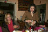 Clic en la foto para verla a toda pantalla: mi T�a Rebeca y mi Mam�